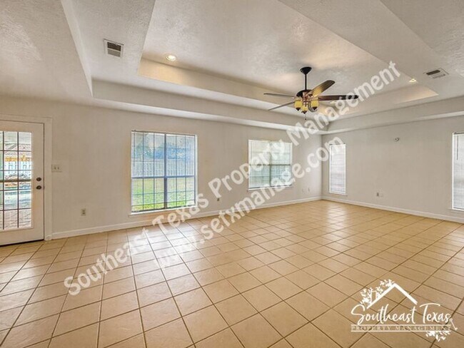 Photo - 7912 South Dr