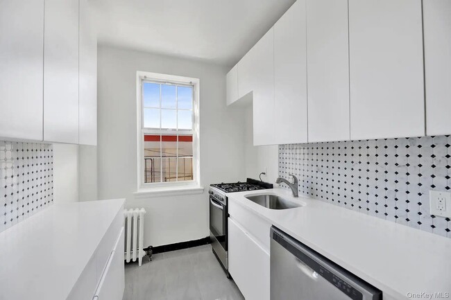 Photo - 1 Ash Pl Unit 2L