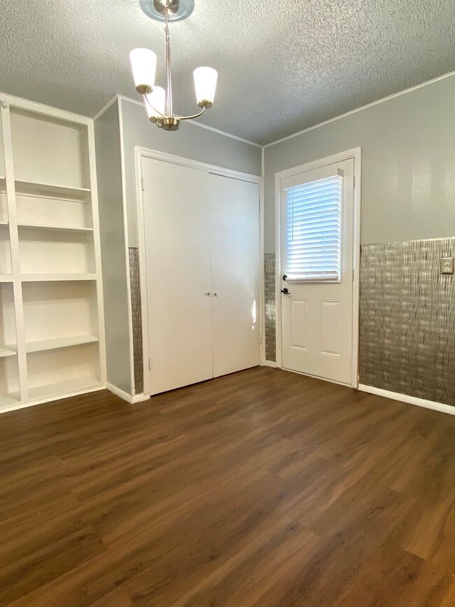 Photo - Cute 3 bed 2 bath in the hear of Edmond!!