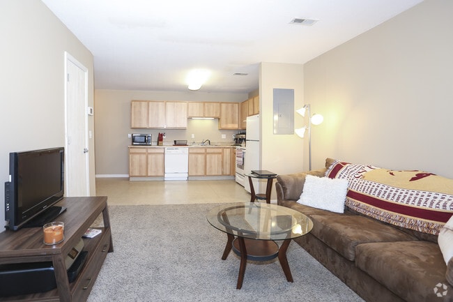 4x2 living room