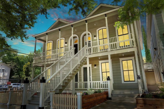 The Kensington - The Kensington Apartments