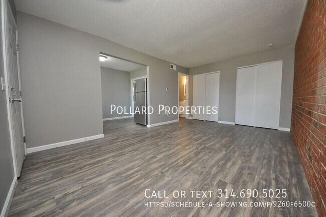 Photo - 25 Westwood Village