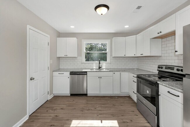 Photo - 3 bed 2 bath in Huntsville AL