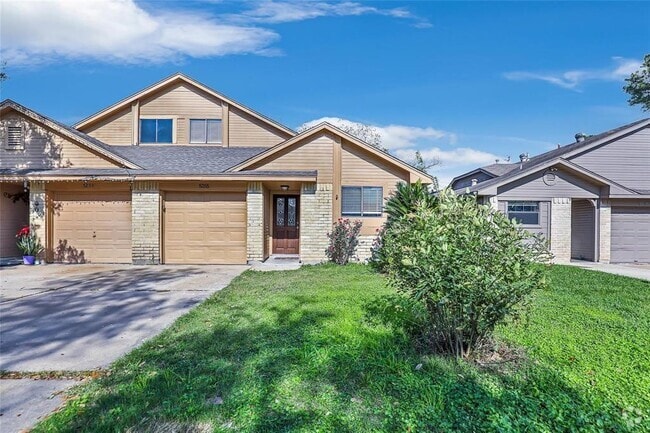 Building Photo - 5255 Beaverbrook Dr Rental