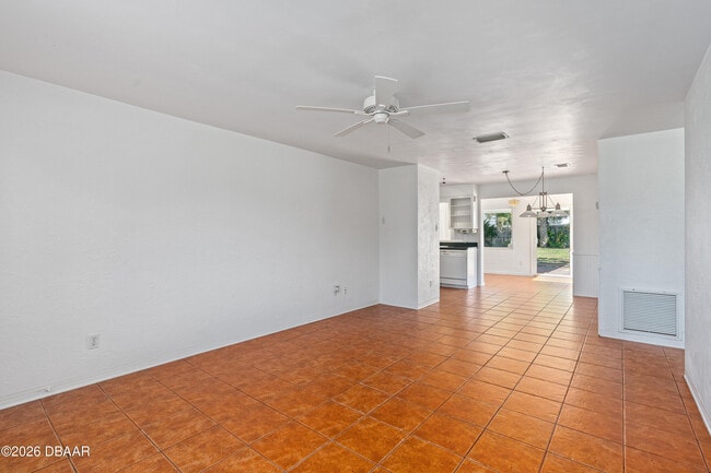 Photo - 152 Longwood Dr