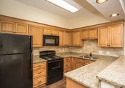 2BR, 2BA - 1,214 SF