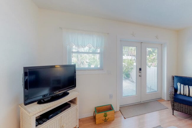 Photo - 207 75th St Unidad SI ID1591380P