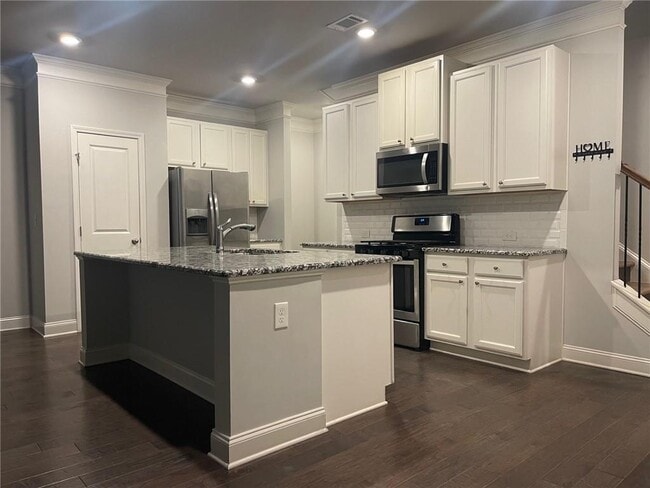 Photo - 2559 Irwell Way
