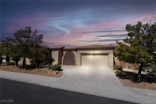 Building Photo - 7232 Frontier Hills Ave