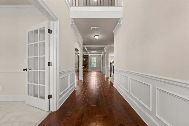Photo - 542 Oconee Cir