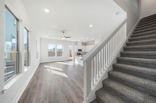 Building Photo - 13410 Sun Cay Dr Rental
