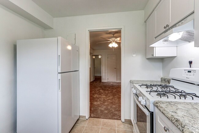 Photo - North Ave Apartments