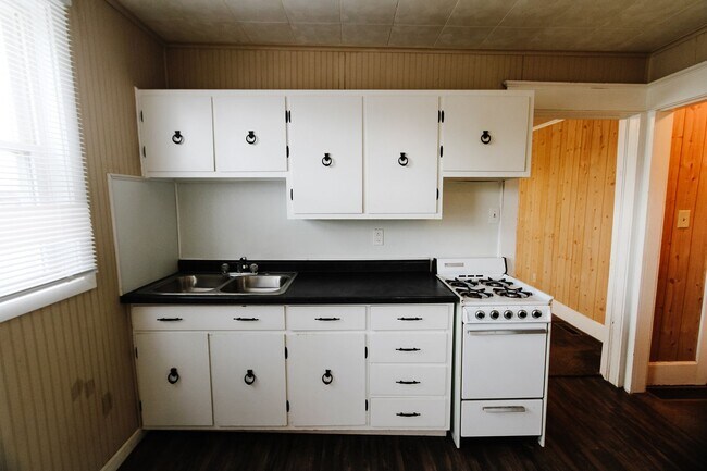 Photo - 2418 E Memorial Dr Unidad #2