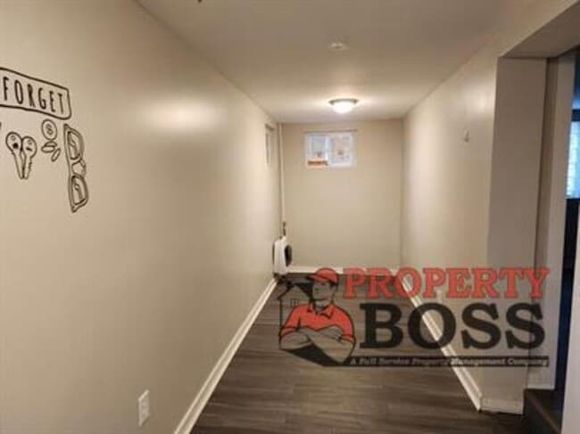 Photo - 2061 Maryland St