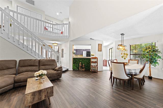Building Photo - 420 Santa Fe Trail Unit 123