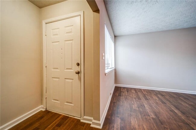 Photo - 37 Country Pl Ct