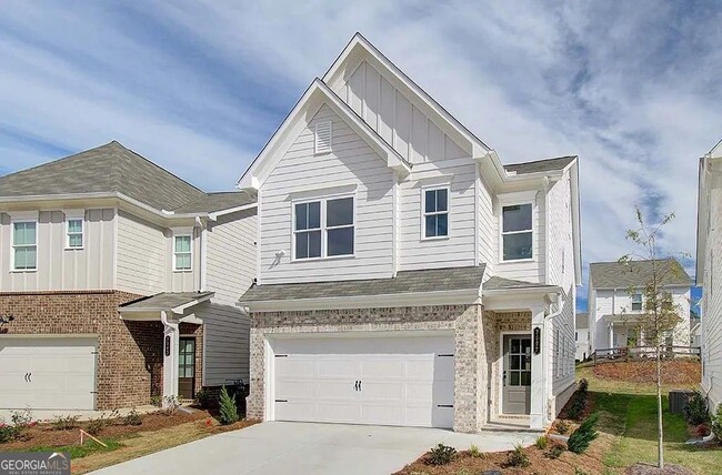 Building Photo - 5059 Woodland Hls