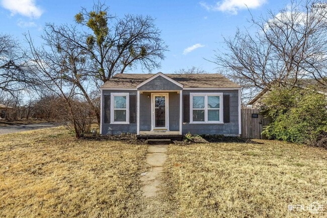 Photo - 2714 Sherman Rd