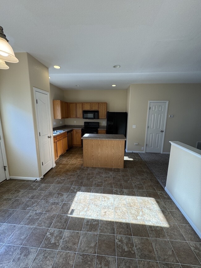 Photo - 2039 Creekridge Point