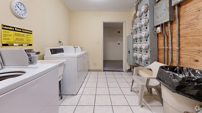 Lavadero - Harvest Ridge Apartment Homes