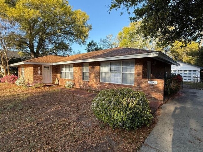 Photo - Gulf Breeze Proper - Casablanca - 2 bed, 1 bath