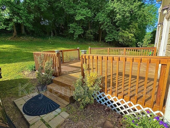 Photo - 11019 Sassafras Dr