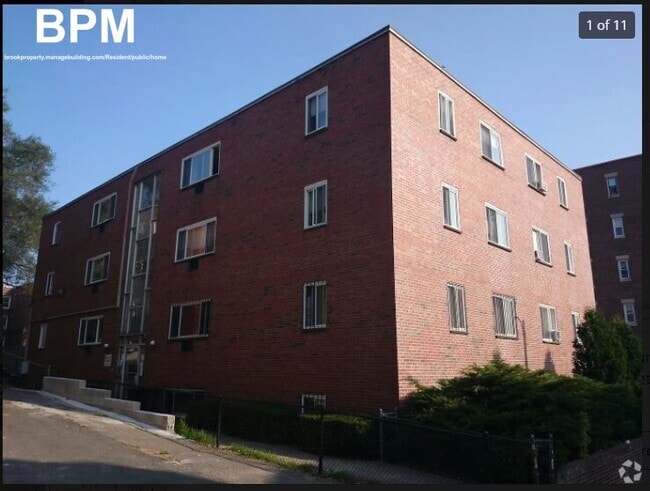 Building Photo - 10 Scottfield Rd Unit 1 Rental