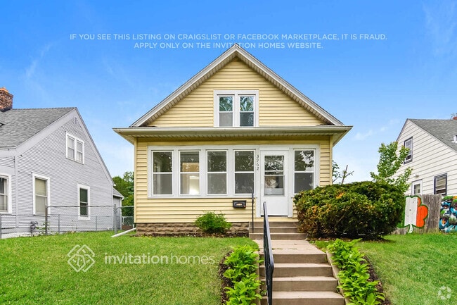 Building Photo - 3962 Van Buren St NE Rental