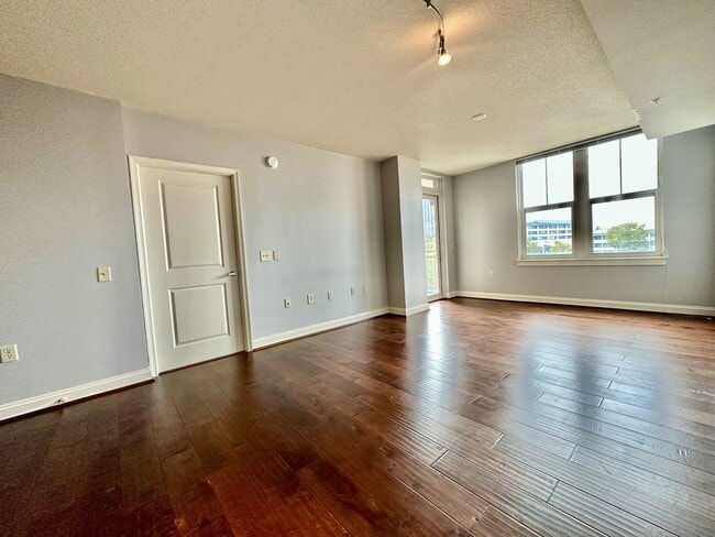 Photo - 11760 Sunrise Valley Dr