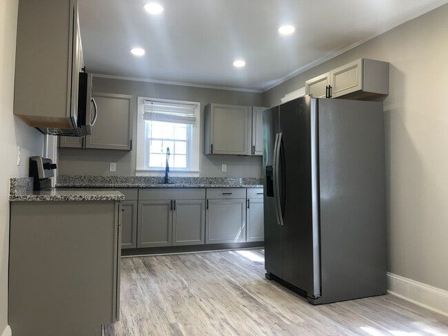 Photo - AVAILABLE TO SHOW!
