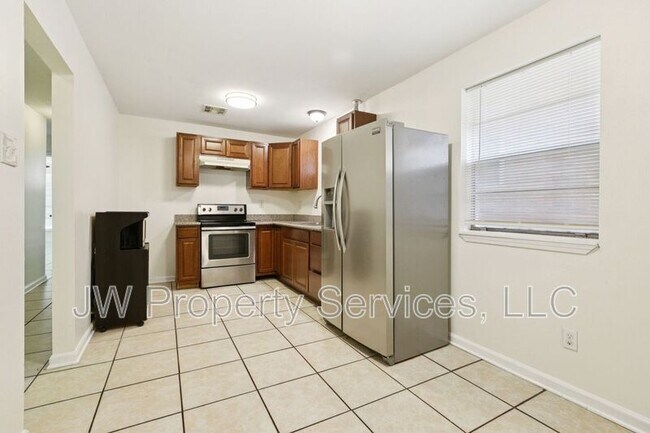 Photo - 2501 Delery St