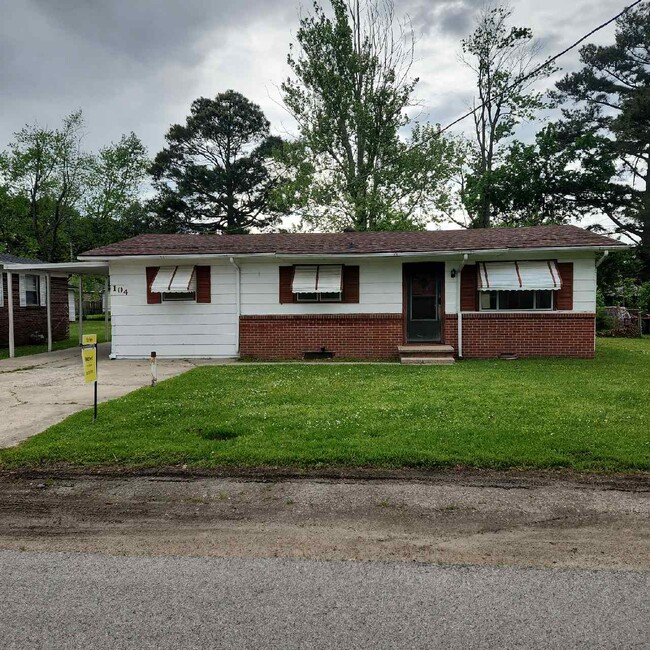 Photo - 104 S 13th Ave House
