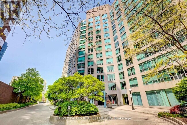 Photo - 942 Yonge St Unit 1018