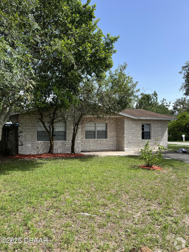 Building Photo - 1275 Golf Ave Rental