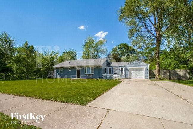 Photo - 201 W 10th St