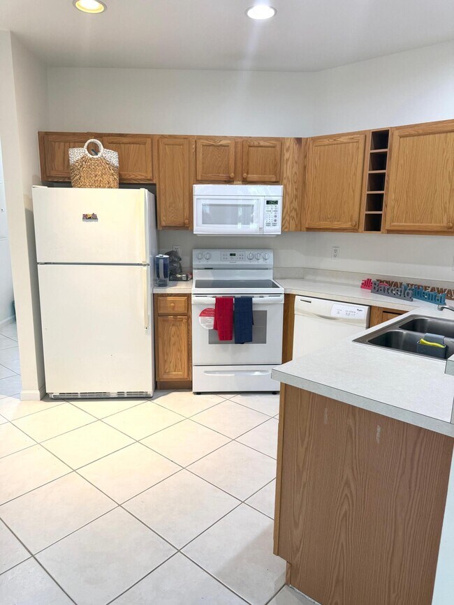 Photo - 8239 Mulligan Cir Unit 3514 Side A