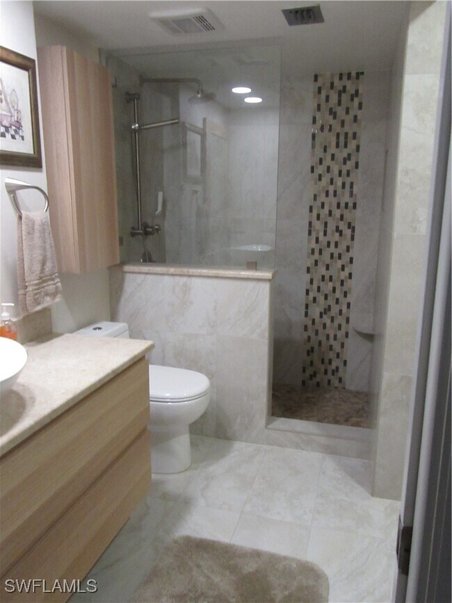 Photo - 600 Neapolitan Way Unidad 211