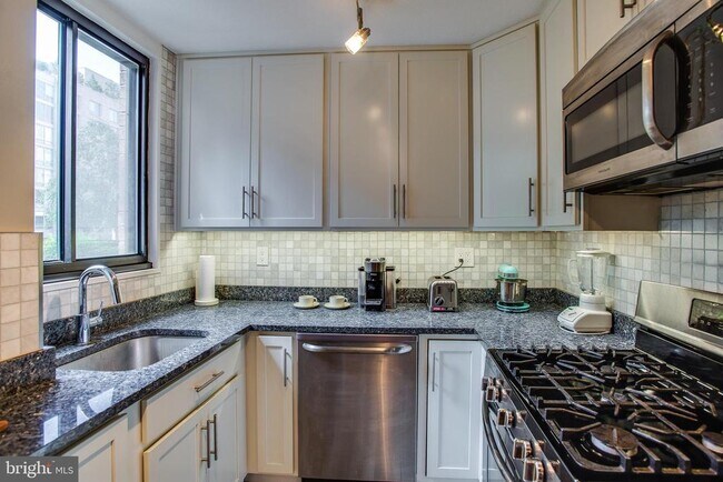 Photo - 2201 L St NW Unit 500