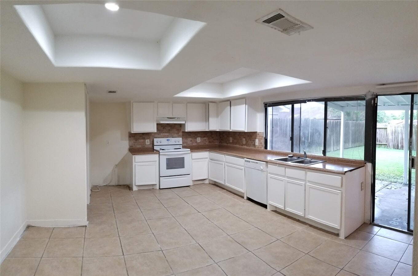 Photo - 15803 Danford Dr