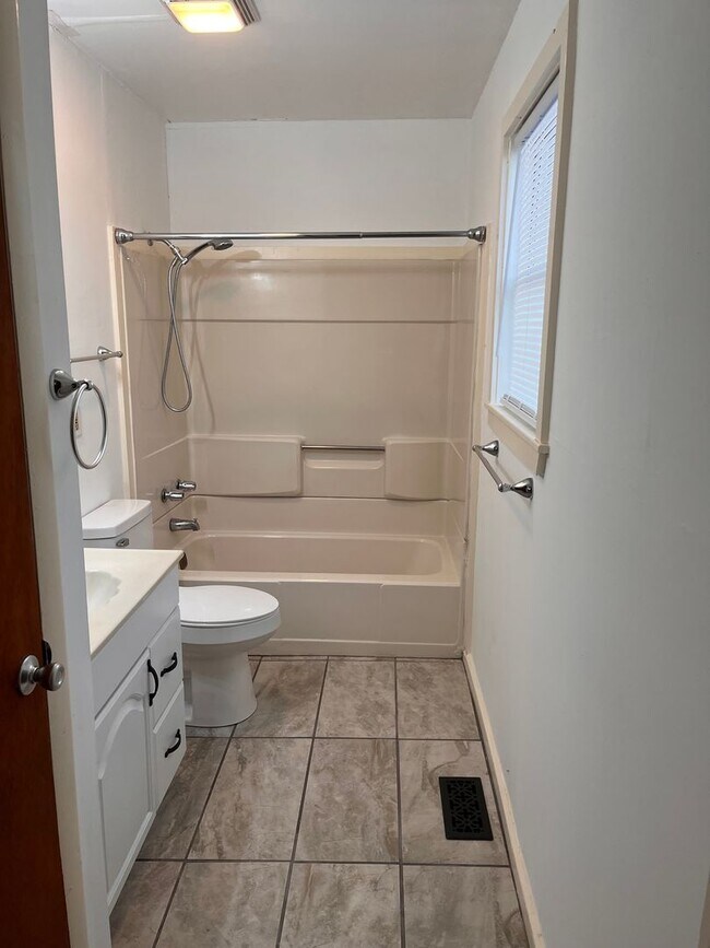 Photo - 3 bedroom, 2 bath bungalow on huge lot. Co...