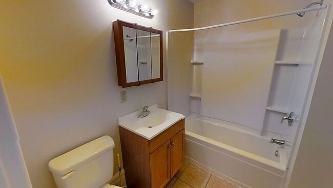 Photo - 235 E 11th Ave