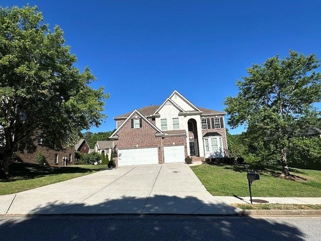 Photo - 3755 Long Lake Dr