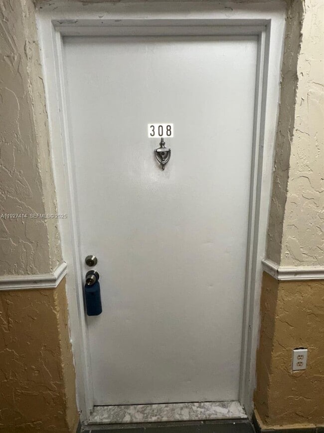 Building Photo - 5665 W 20th Ave Unit 308