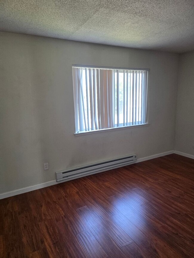 Photo - 4033 Hamilton Ave Unit 4033 Hamilton Ave  - E7