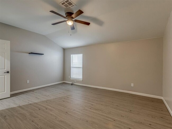 Photo - 1136 NW 99th St