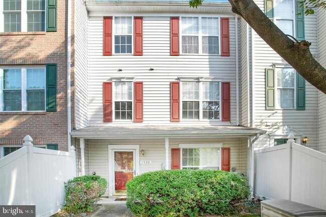 Photo - 1835 Watch House Cir S