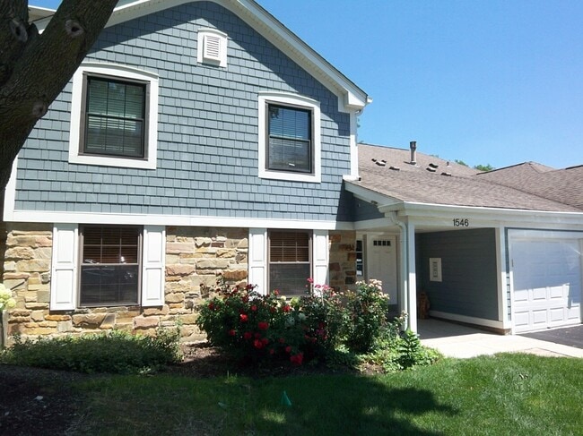 Building Photo - 1546 Williamsburg Dr Unit C1