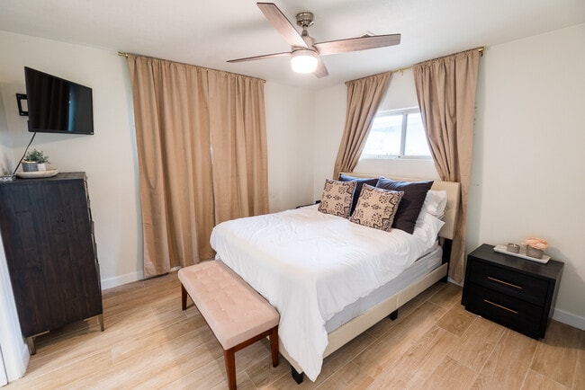 Photo - 7244 E Coronado Rd