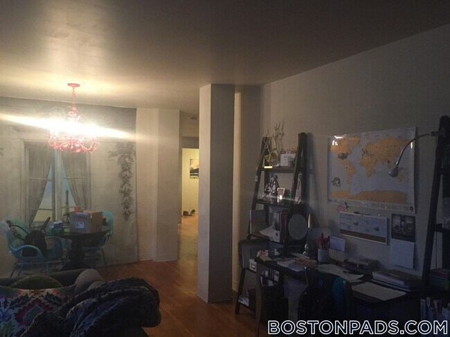Photo - 108 Gainsborough St Unit 403W