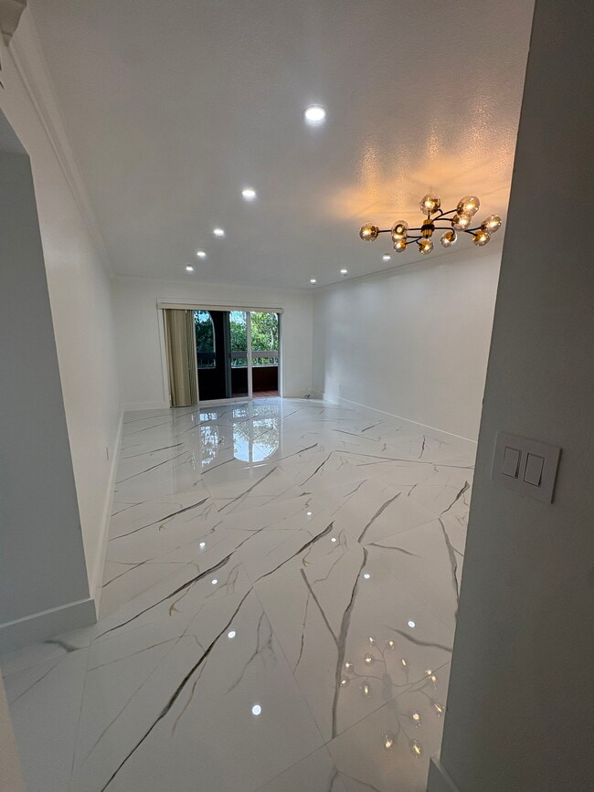 Building Photo - 7707 Camino Real